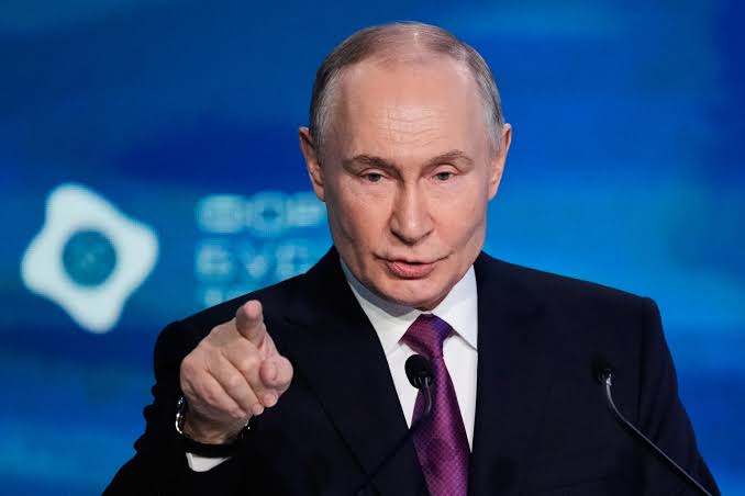 Putin: Direct negotiations with Zelenskyy are pointless.